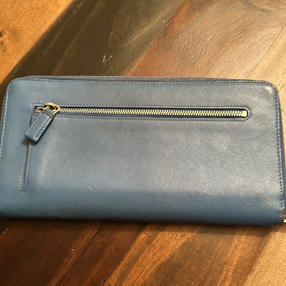 Prada Organizer - Saffiano Leather Round Zipper Long Wallet - Picture 9 of 14